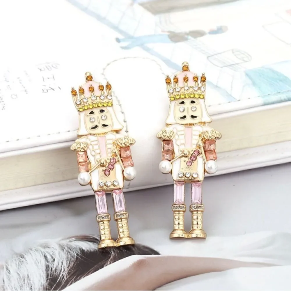 💛 🎉🎉🎉HOST PICK 🎉🎉🎉Betsey Johnson NEW festive Nutcracker earrings 🎉🎉🎉💛